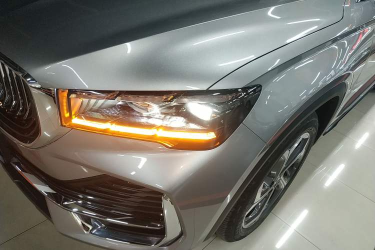 Used Geely Auto Monjaro L 2024 2.0TD High-Power Automatic Two-Wheel Drive Yunqi Version