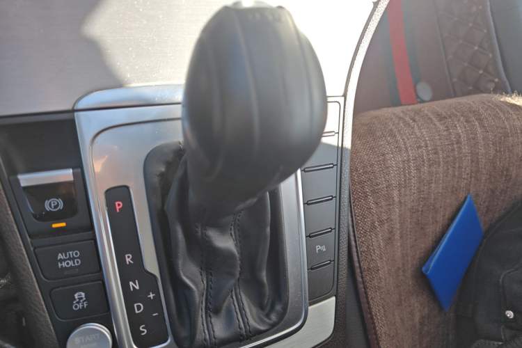 Used Volkswagen Magotan 2012 Travel Edition 2.0 TSI Comfort Version