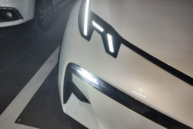 Used Zeekr X 2025 5-Seater Four-Wheel Drive Sport Version
