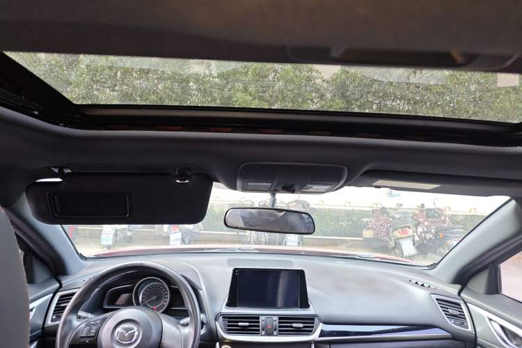 Used Mazda CX-4 2016 2.0L Automatic 2WD Blue Sky Dynamic Leather Edition