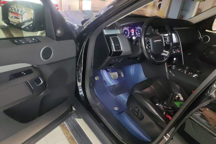 Used Land Rover Discovery 2020 2.0T 30th Anniversary Special Edition
