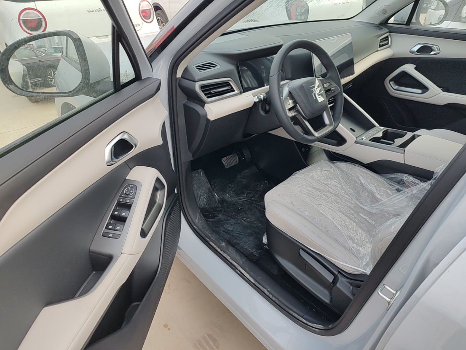 BYD Yuan UP 2025 Intelligent Driving Version 401 KM Dynamic Edition — снимка 18