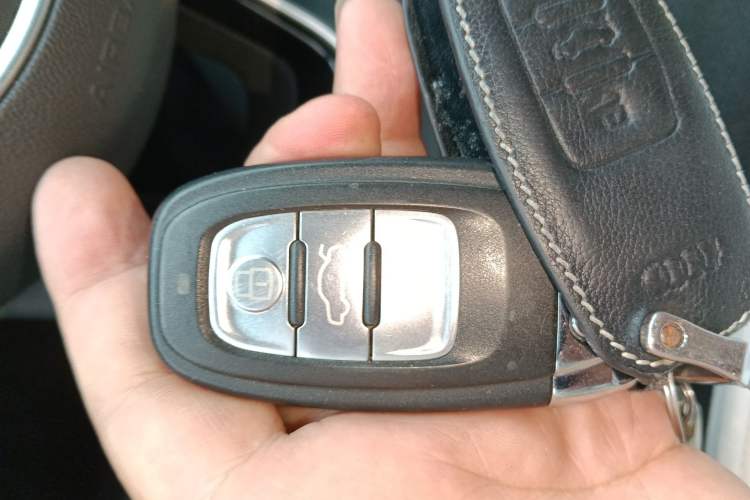 Used Audi Q5 2018 Collector's Edition 40 TFSI Ambition Model