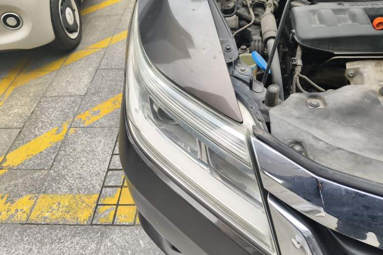 Used Honda Crider 2013 1.8L automatic luxury edition