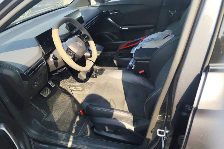 Used MG 4 EV 2022 460 km All-Wheel-Drive Performance Version