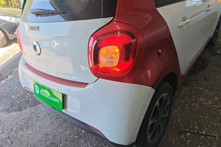 Used smart forfour 2016 1.0L 52 kW Passion Edition