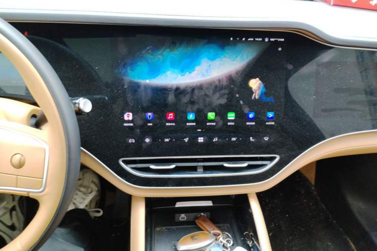 Used Rising R7 2024 Advanced Edition Audio And AC Panel