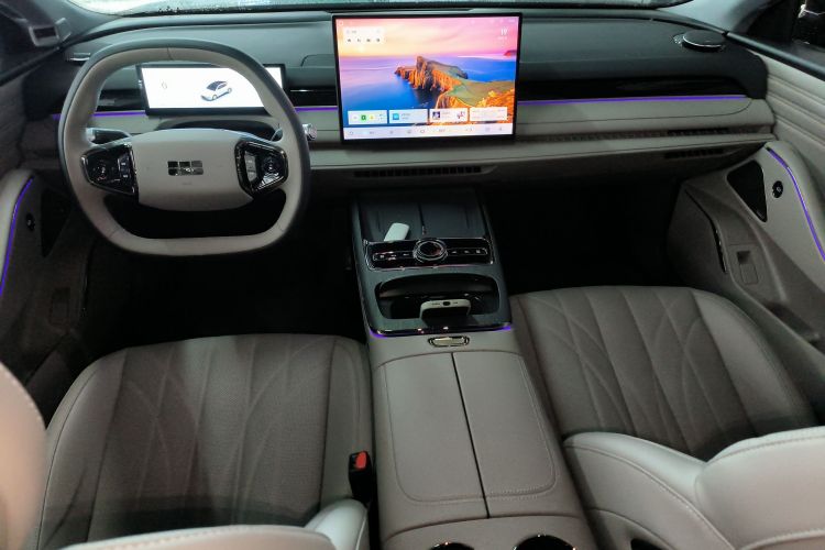 Used Geely Galaxy 8 2025 130km EM-i Prestige Edition Center Console