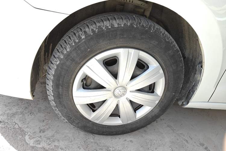 Used Volkswagen Jetta 2017 1.4L Manual Fashion Edition