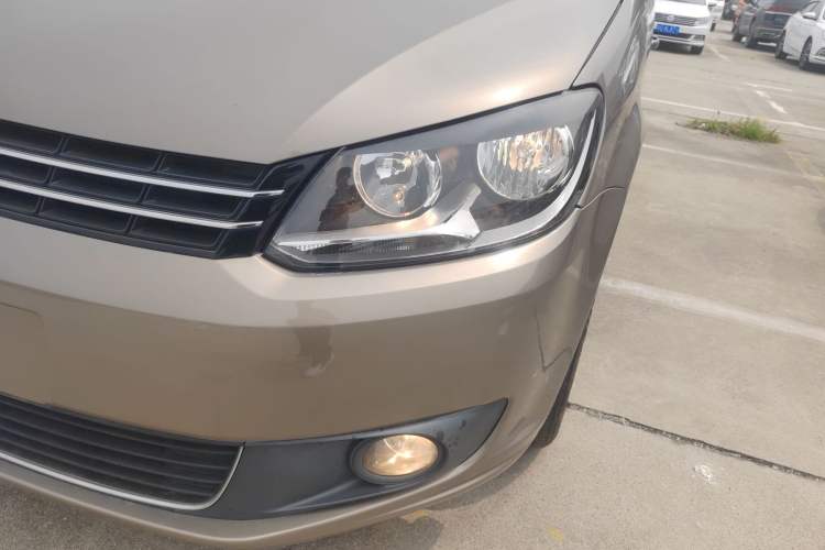 Used Volkswagen Touran 2015 1.4T DSG Comfort Edition 5 Seats Left Front Headlight