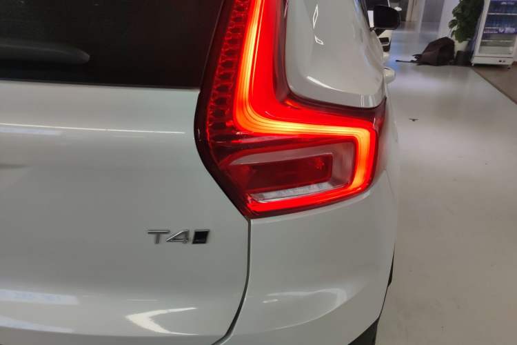 Used Volvo XC40 2021 T4 Four-Wheel Drive Smart & Sporty Edition Right Rear Taillight