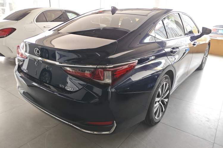 Used Lexus ES 2018 200 Excellence Edition China V Standard