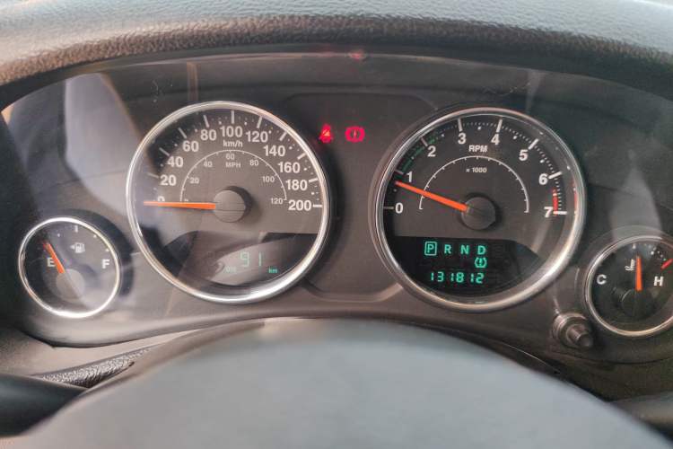Used Jeep Wrangler 2014 3.0L Sahara Four-Door Edition Instrument Cluster