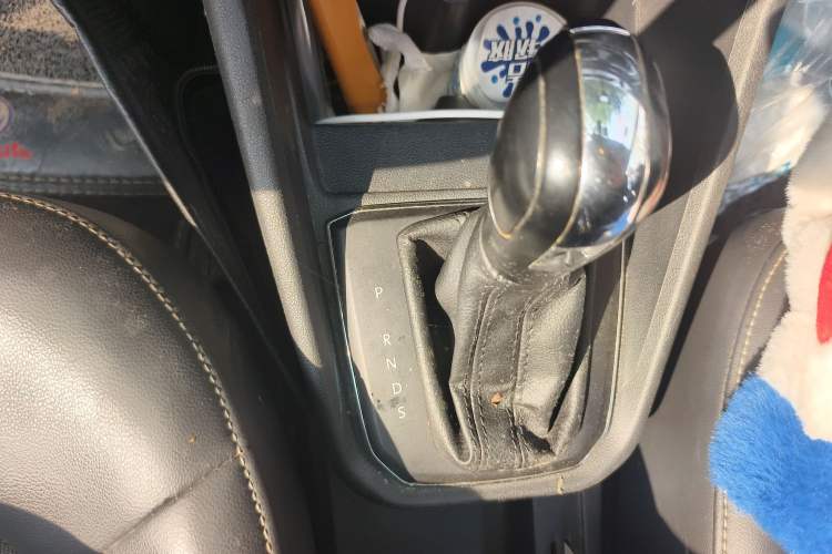 Used Volkswagen Santana 2016 1.6L Automatic Comfort Edition