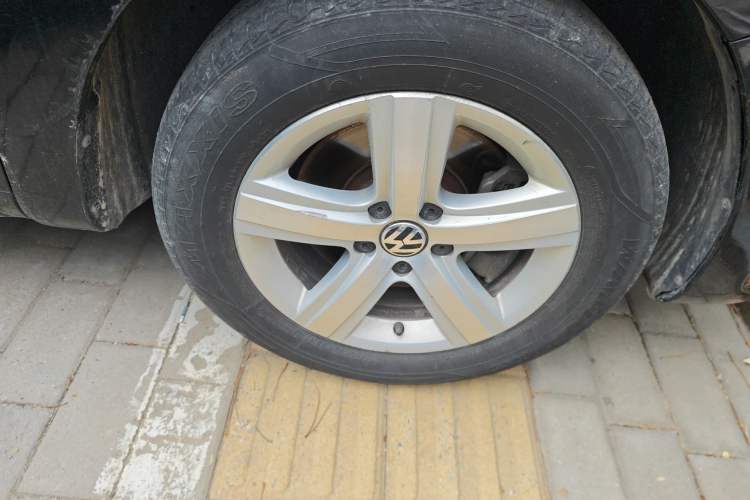 Used Volkswagen Sharan 2013 1.8TSI Comfort Model Euro IV
