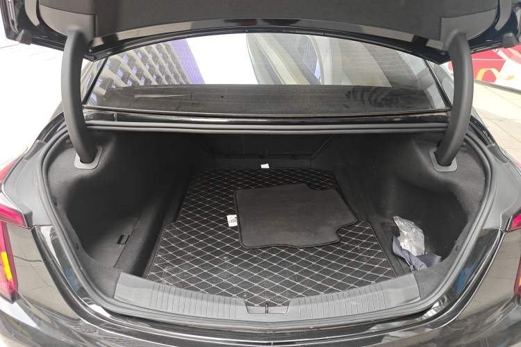 Used Cadillac CT5 2024 28T Luxury Pro Trim
