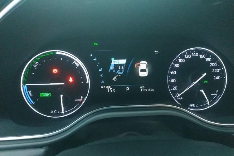 Used Toyota Avalon 2019 Dual-Engine 2.5L Luxury Edition China VI Standard