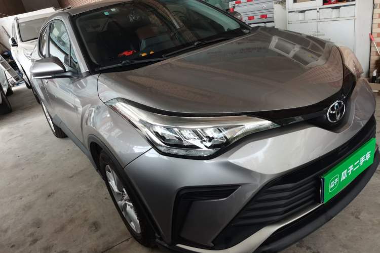 Used Toyota IZOA 2021 2.0L Enjoy Edition