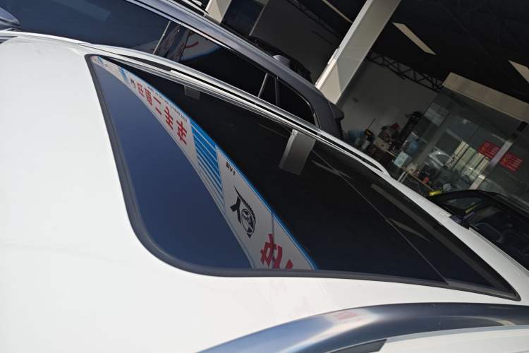 Used Volkswagen T-ROC 2025 300TSI DSG Two-Wheel Drive Chen Guang Edition