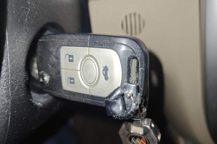 Used Buick Excelle 2011 1.6LX-AT Vehicle Key