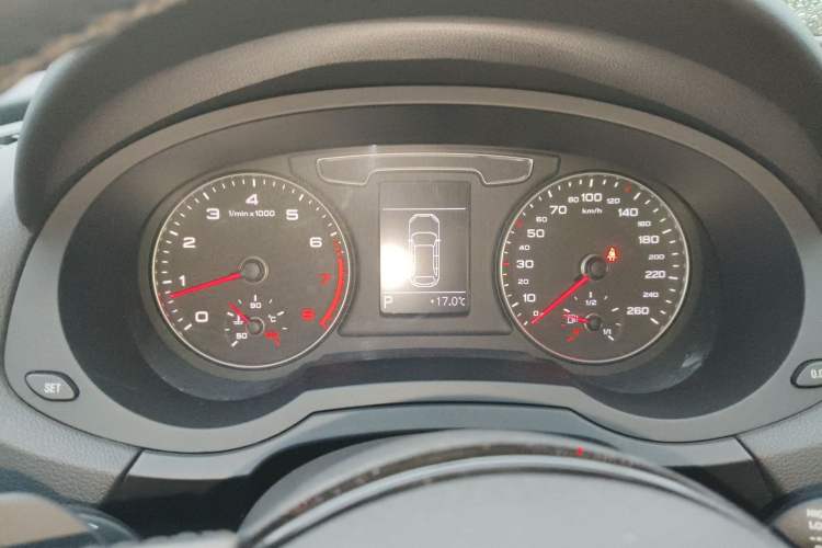 Used Audi Q3 2018 30th Anniversary Edition 35 TFSI Sport Model Instrument Cluster