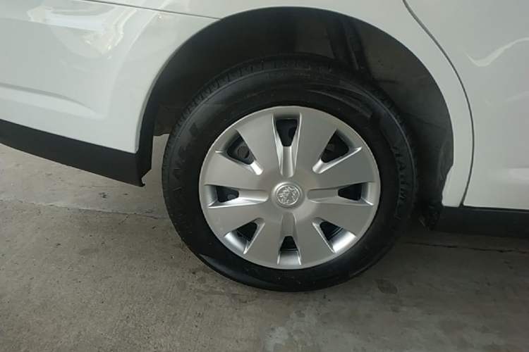 Used Venucia D50 2015 1.6L Automatic Fashion Edition