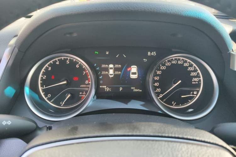 Used Toyota Camry 2023 2.0G Luxury Edition
