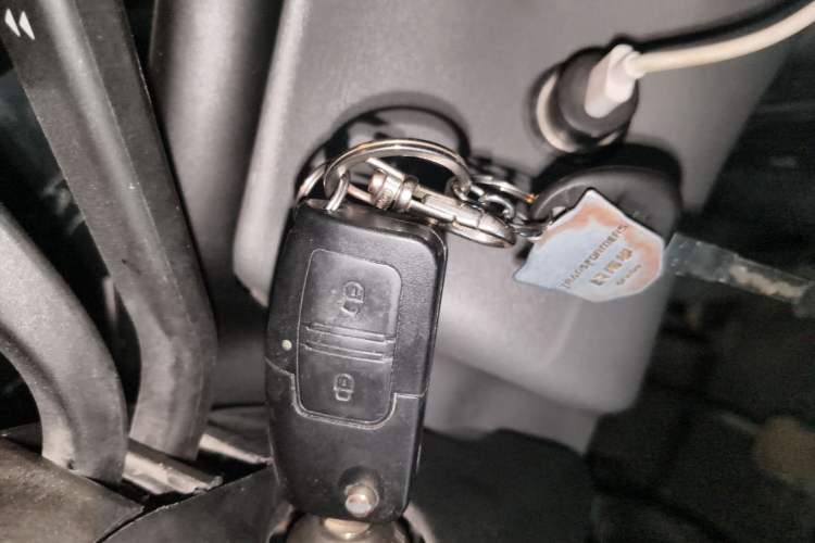 Used JMC Transit 2017 2.8T Commercial Version Short Wheelbase Low-Roof 6/7/8-Seater JX493 Interior 1