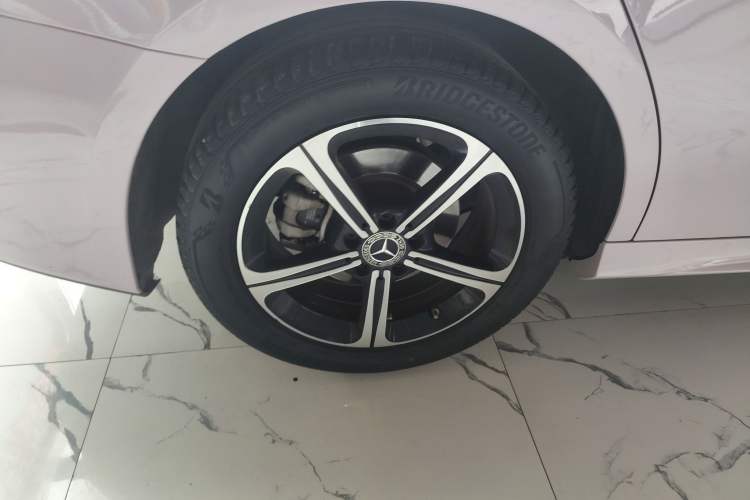 Used Mercedes-Benz A-Class 2022 Restyled A 200 L Sport Sedan Fashion Version Exterior 5