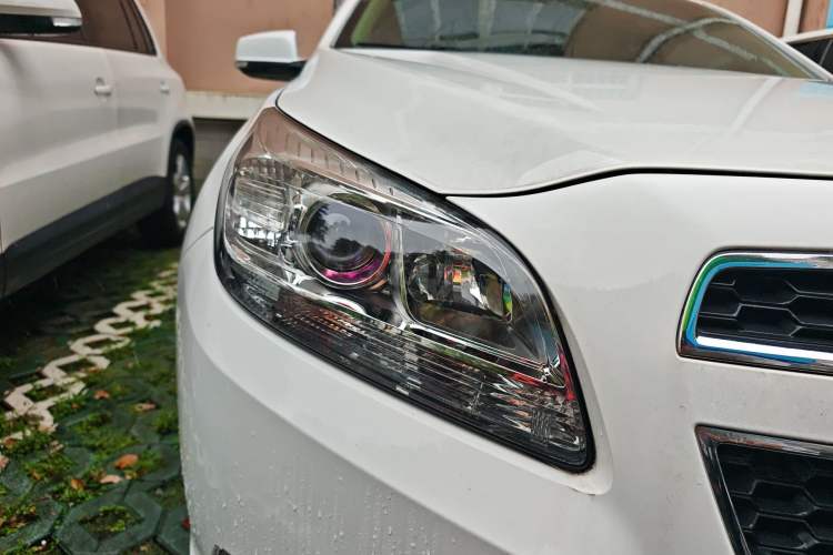 Used Chevrolet Malibu 2014 2.0L Automatic Comfort Edition Right Front Headlight