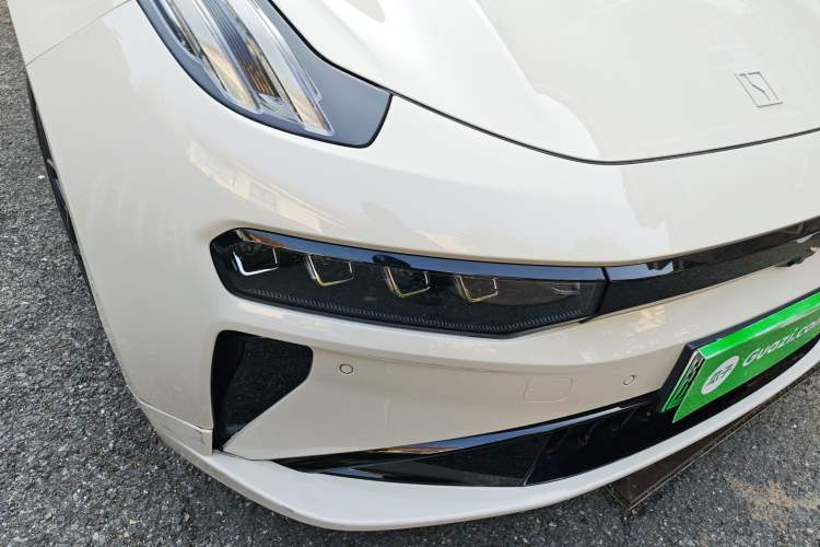 Used Zeekr 001 2025 WE Edition 100 kWh Rear-Wheel Drive Right Front Headlight