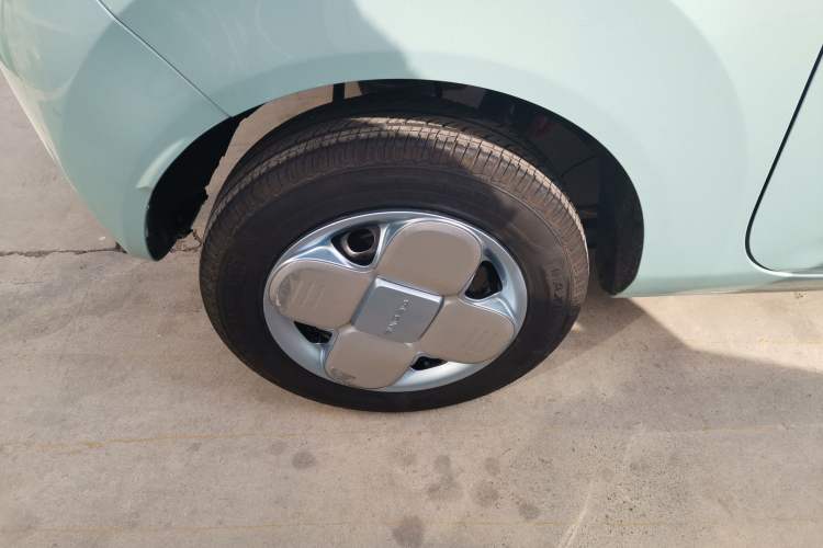 Used Geely Galaxy Panda 2024 Panda Mini 200km Endurance Bear
