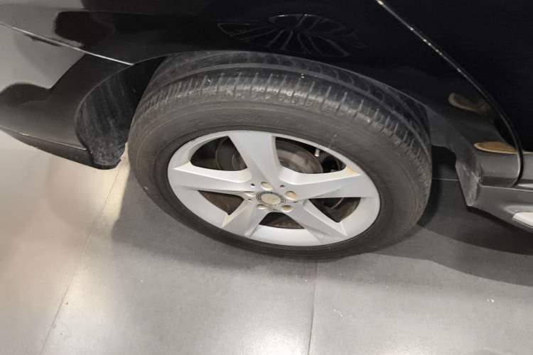 Used Mercedes-Benz M-Class 2015 ML 320 4MATIC