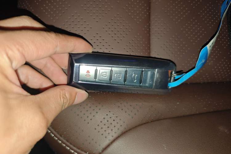 Used Wey VV6 2018 2.0T Four-Wheel Drive Flagship Version China V Standard
