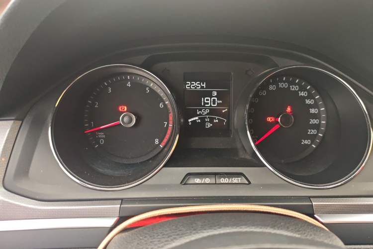 Used Volkswagen Bora 2016 1.6L Manual Fashion Edition Instrument Cluster