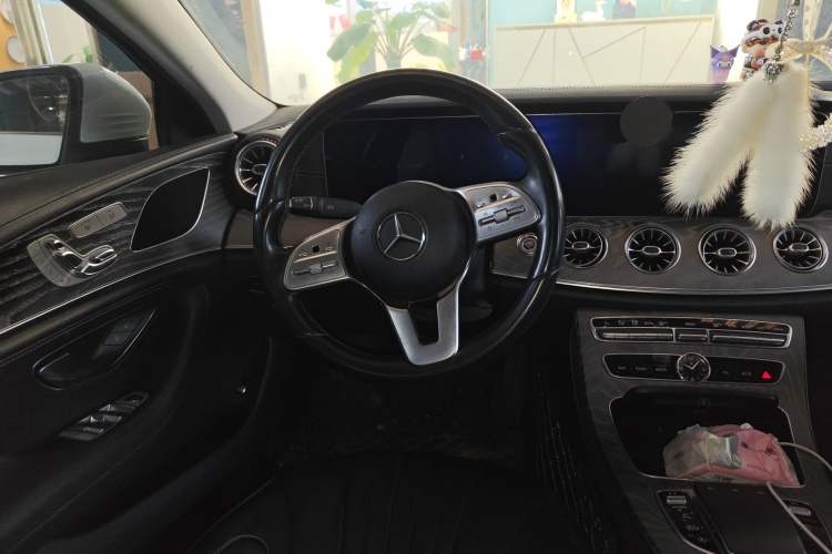 Used Mercedes-Benz CLS 2020 CLS 300 Sport Edition Steering Wheel