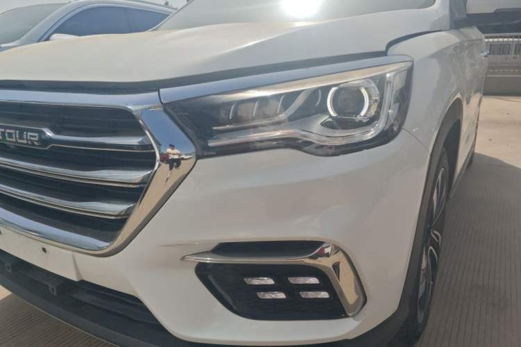 Used JETOUR X90 2019 1.6T DCT Luxury Touring Edition 5 Seats China VI Standard