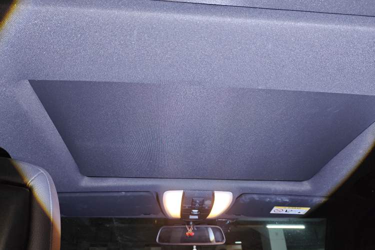 Used Mercedes-Benz GLK-Class 2015 GLK 260 4MATIC Fashion Edition Ultimate Version