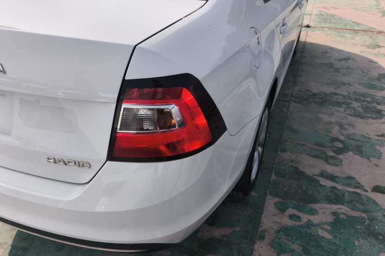 Used Skoda Rapid 2019 1.5L Automatic Comfort Edition China VI Standard