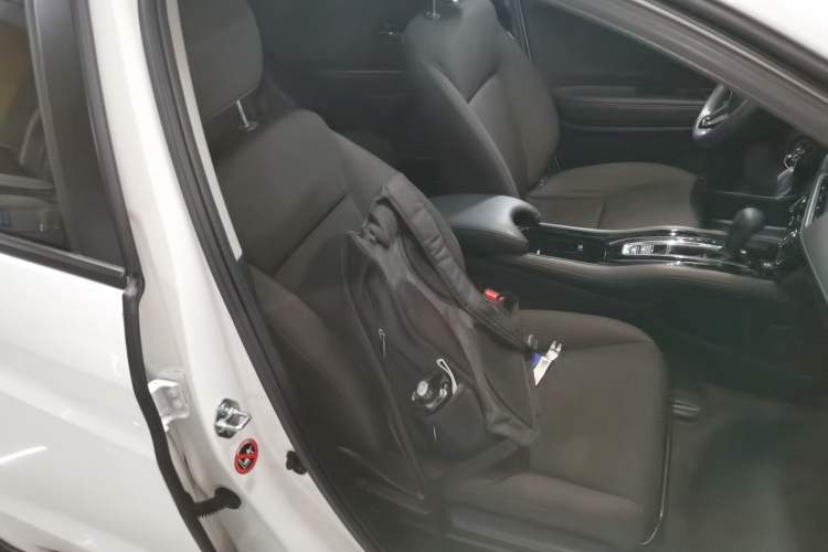 Used Honda Vezel 2022 1.5L CVT Elite Smart Edition