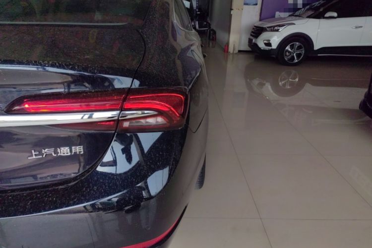 Used Buick LaCrosse 2019 28T Luxury Version Right Rear Taillight