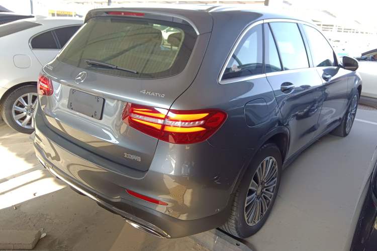 Used Mercedes-Benz GLC 2017 GLC 260 4MATIC Dynamic Edition