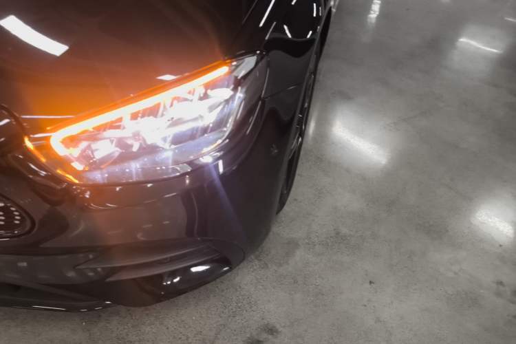 Used Mercedes-Benz E-Class 2023 E 300 Stylish Sports Edition Left Front Headlight