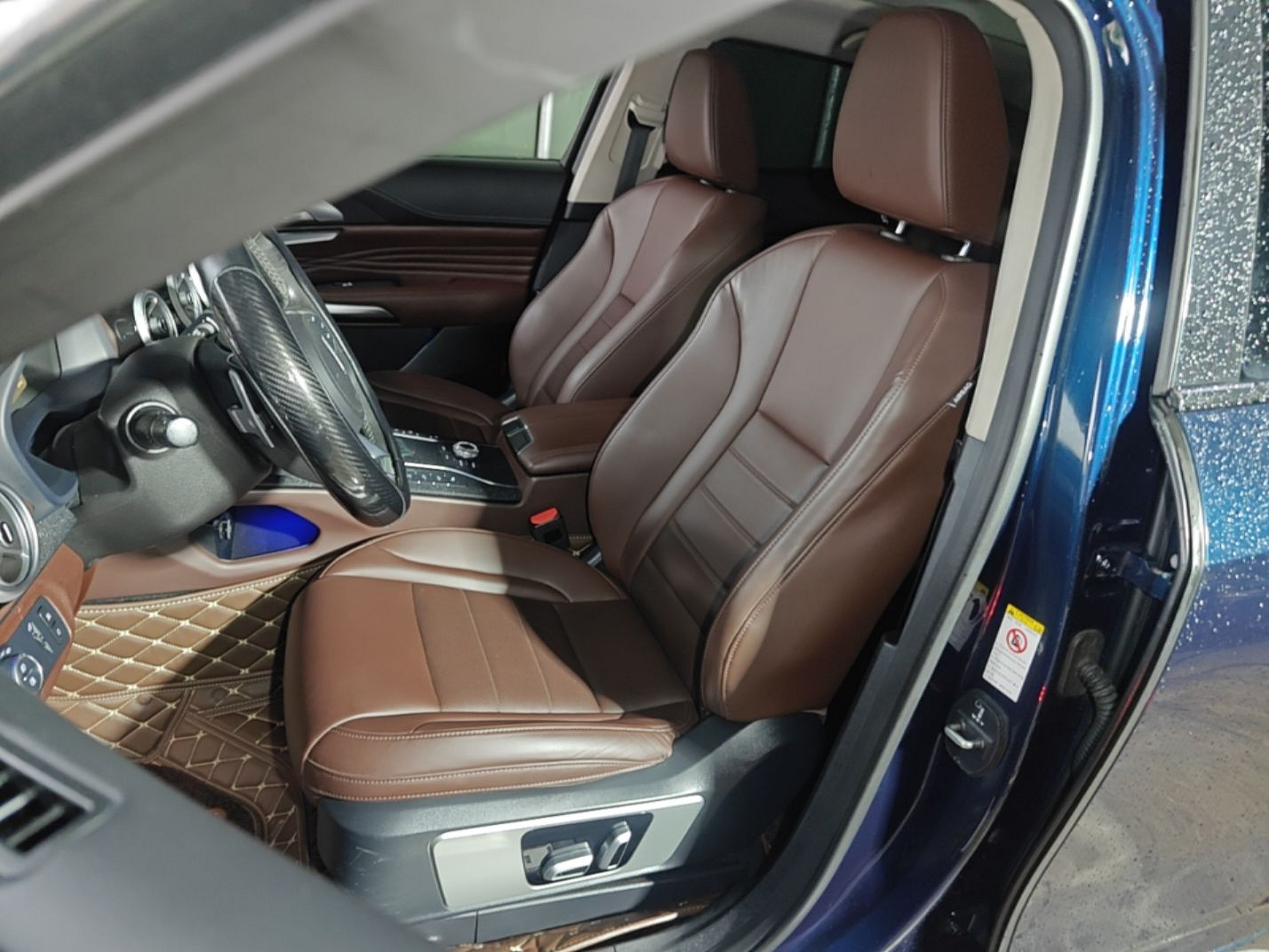 Interior delantero
