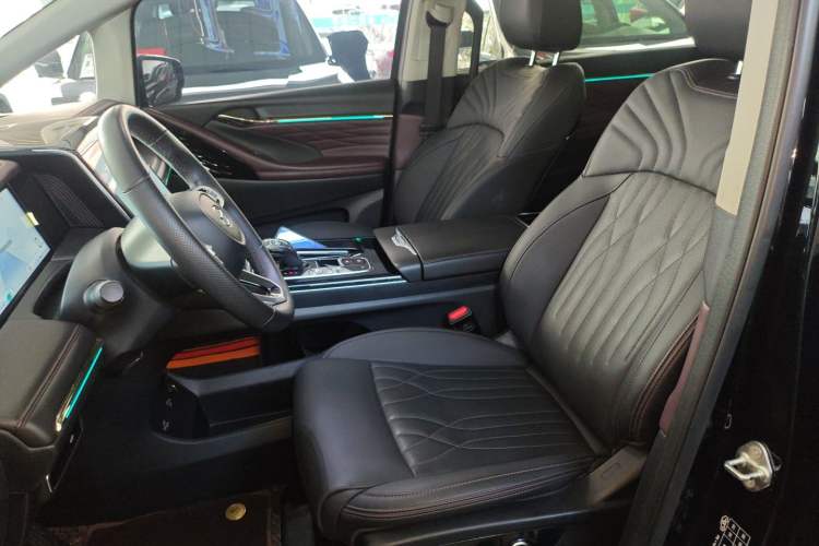 Used GAC Trumpchi M8 2024 Master Series 400T Ultimate Edition
