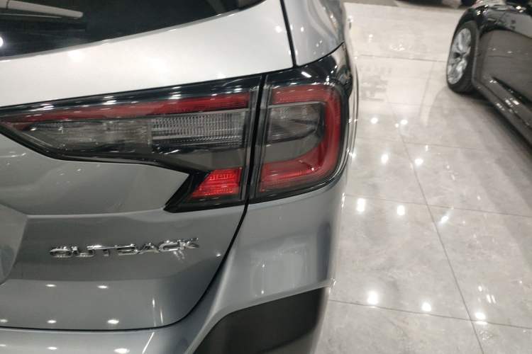 Used Subaru Outback 2021 2.5i Flagship Edition EyeSight
