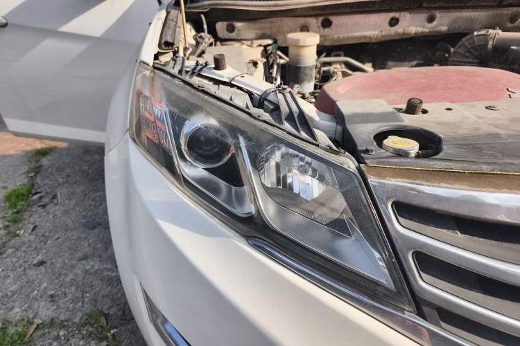 Used Land X5 2016 Plus 1.5T Manual Enjoyment Edition Right Front Headlight