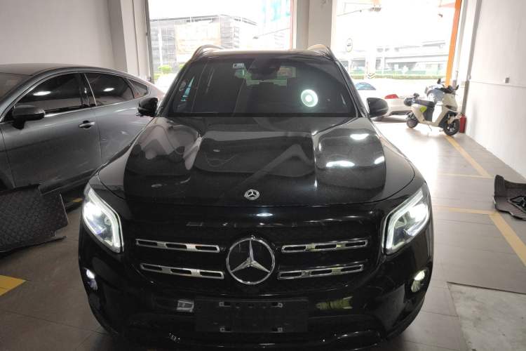 Used Mercedes-Benz GLB 2023 GLB 220 4MATIC Front