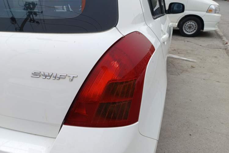 Used Suzuki Swift 2014 1.3L Manual Standard Edition
