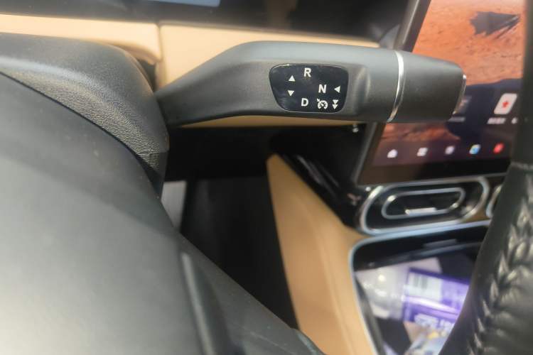 Used Leapmotor C11 2024 Pure Electric 515 Smart Edition Gear Lever